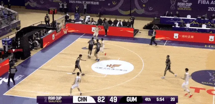 😃正负值+36！朱俊龙6中4拿到10分7板3助，对位罗斯11投仅3中